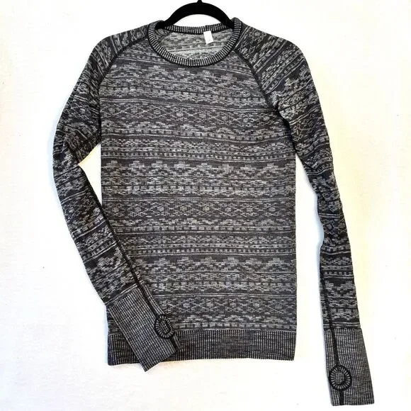 Lululemon Rest Less Pullover Top Heathered Black Colorway Thumb Holes - Picture 1 of 7